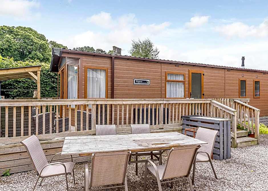 Calthwaite Hall Lodges