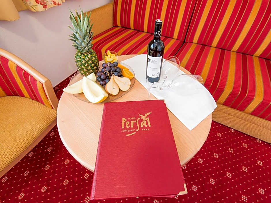 Superior Hotel Persal