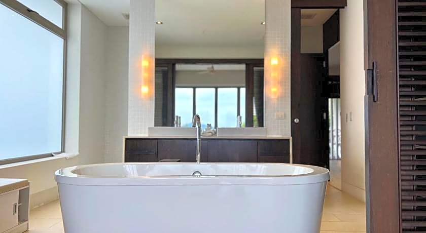 Baan Yamu Residences by RESAVA