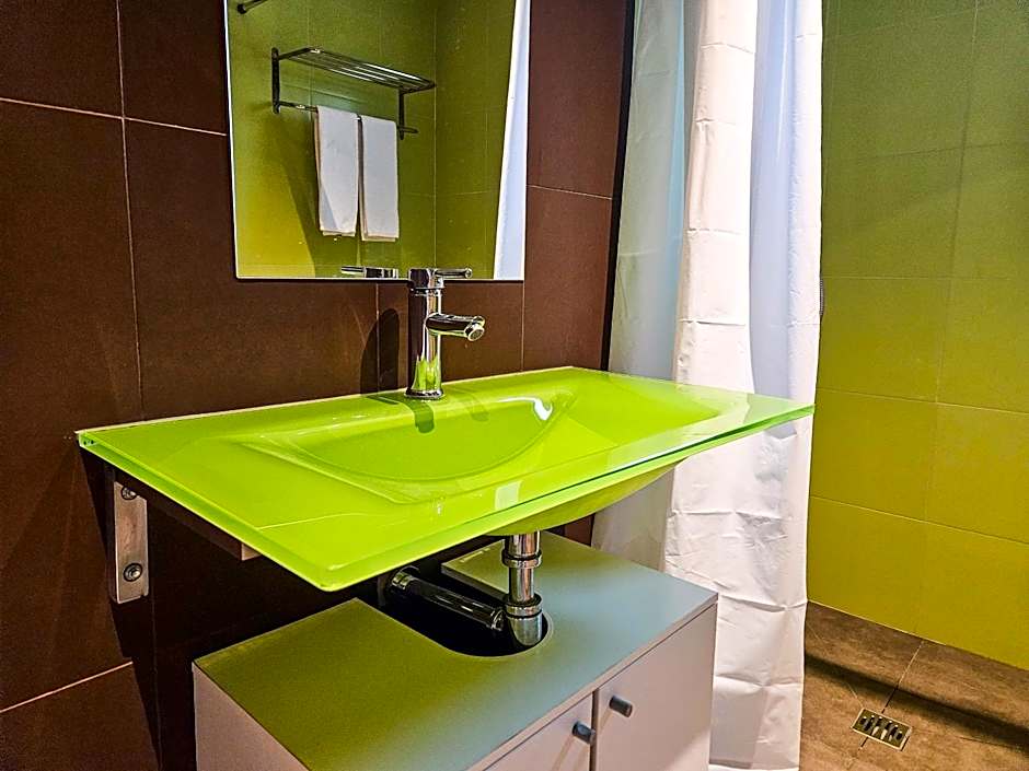 SOLOPUENT Hotel Rural