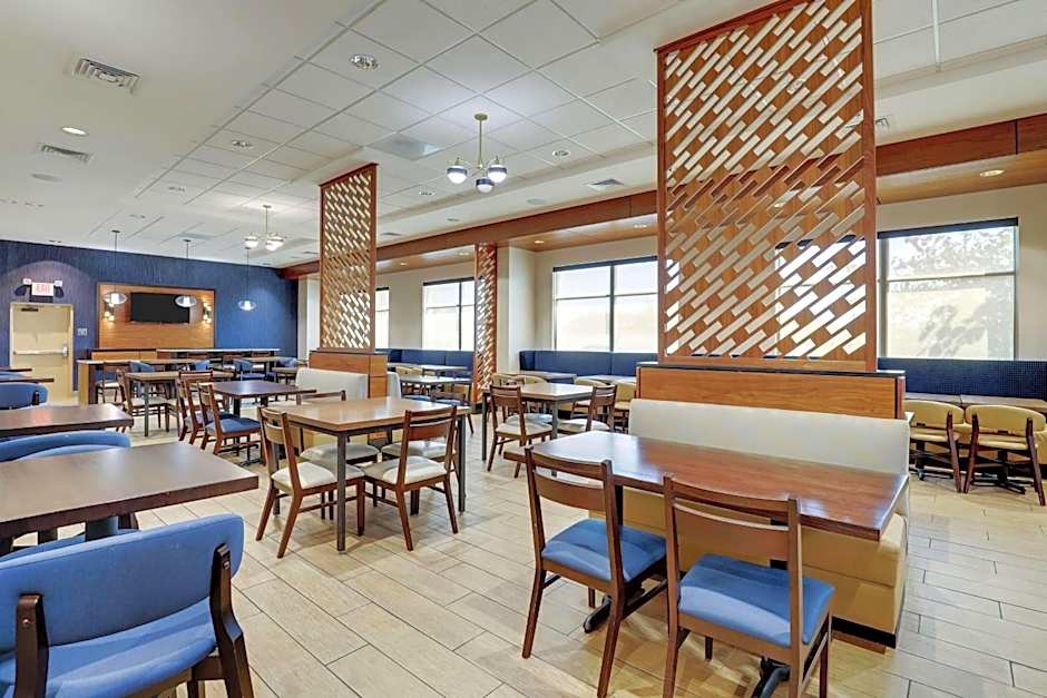 Drury Inn & Suites Lafayette IN