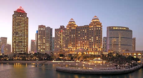 Four Seasons Hotel Doha