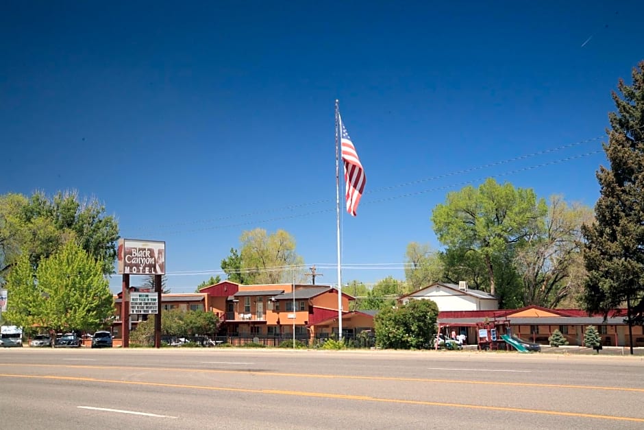 Black Canyon Motel