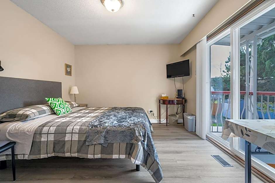 Orchid House near Vancouver YVR Airport