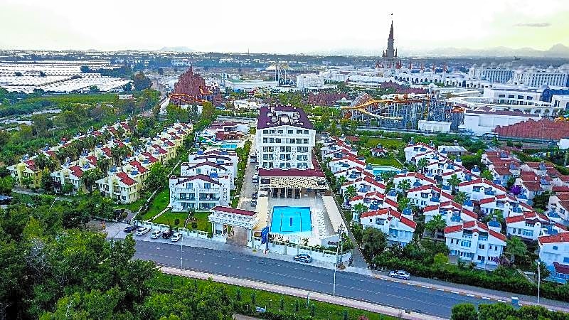 Maya World Park Adult Only +15