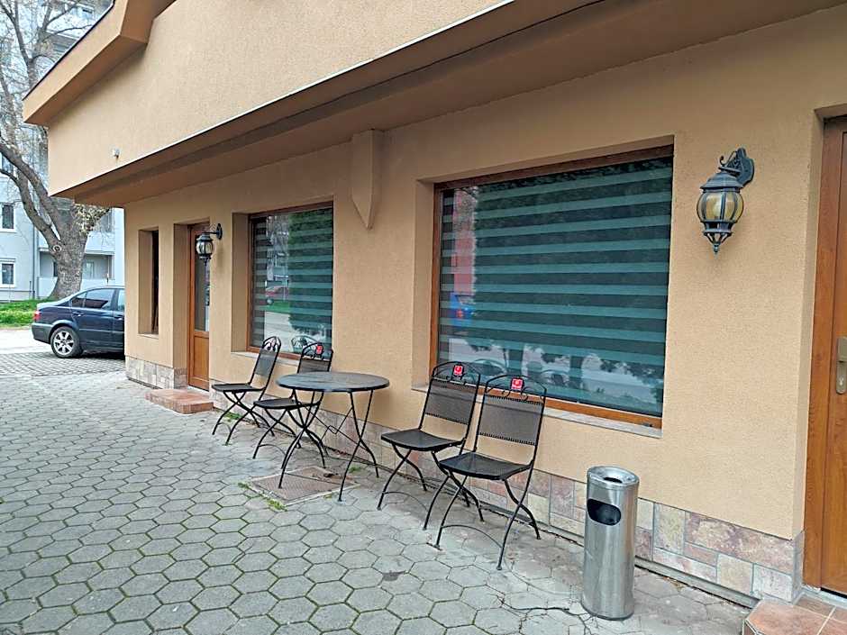 Parrot district apartments