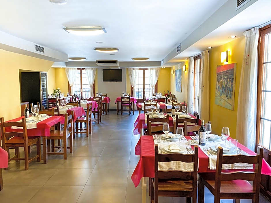 Hostal Restaurante Ainoa
