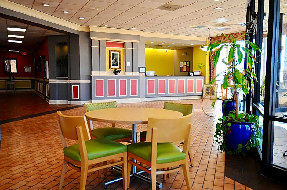 Madison Inn & Suites