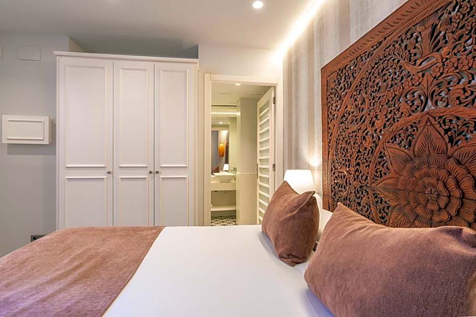 Serennia Fira Gran Via Exclusive Rooms