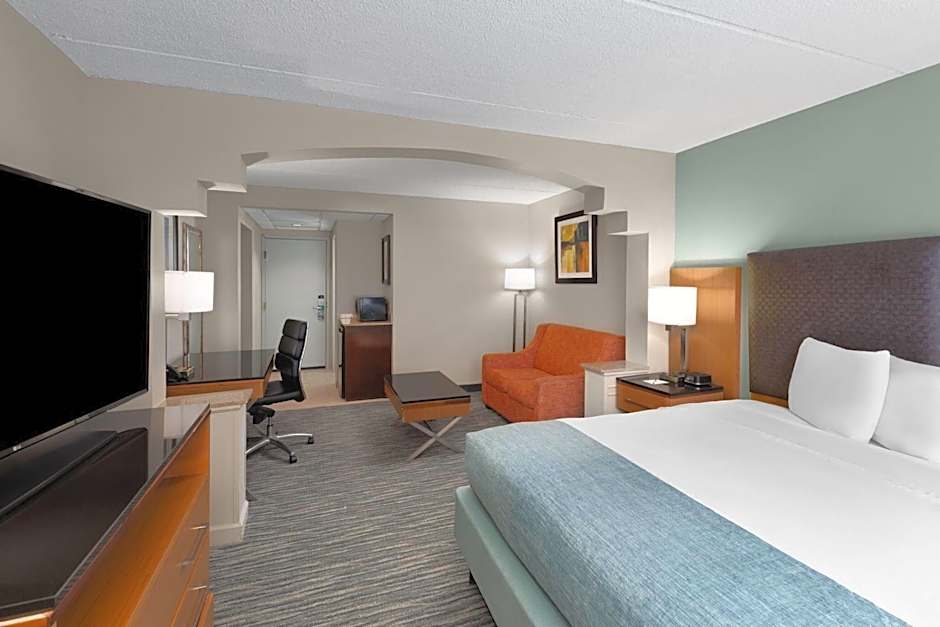 Wingate by Wyndham Greensboro-Coliseum