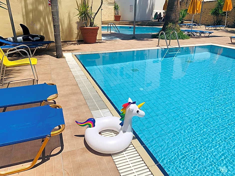 Kassavetis Center - Hotel Studios & Apartments