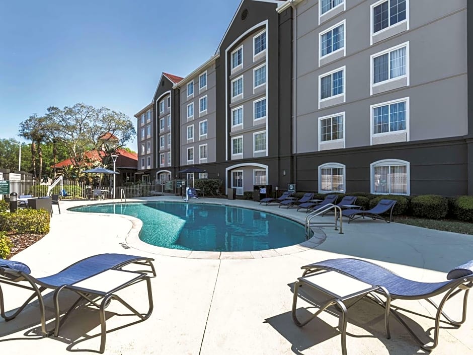 La Quinta Inn & Suites by Wyndham Lake Mary