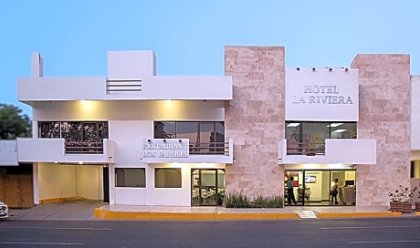 Hotel La Riviera