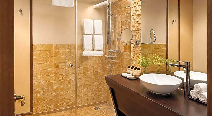 Ioana Hotels
