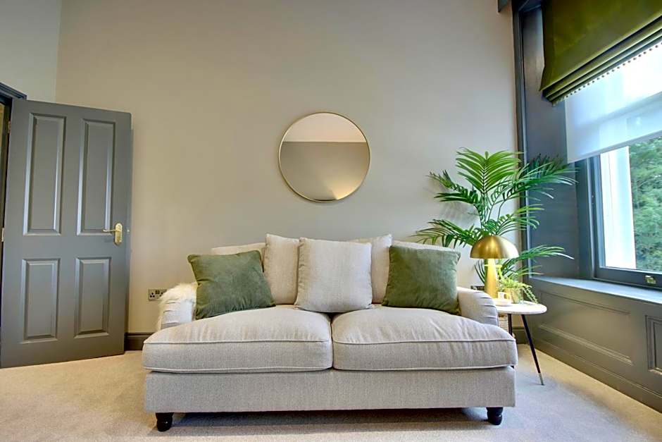 Orange Grove Hotel & Gardens