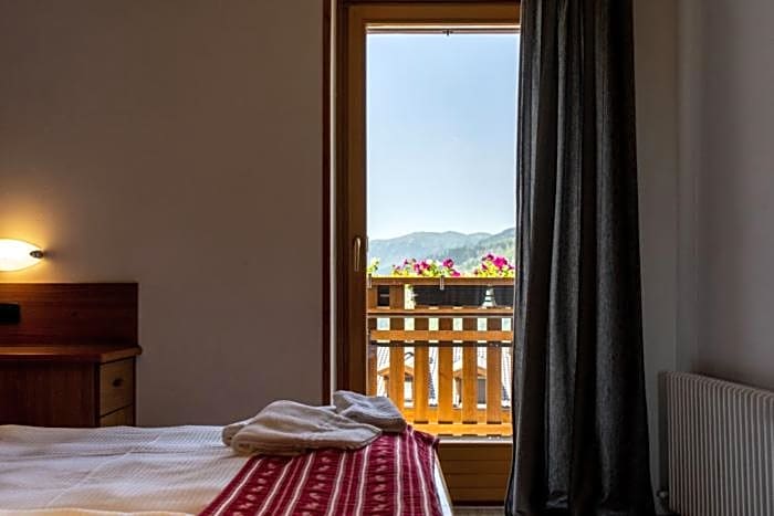 Ciasa Alpina Relax Hotel