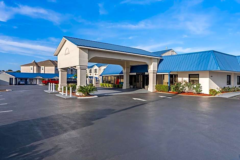 Days Inn by Wyndham Troy