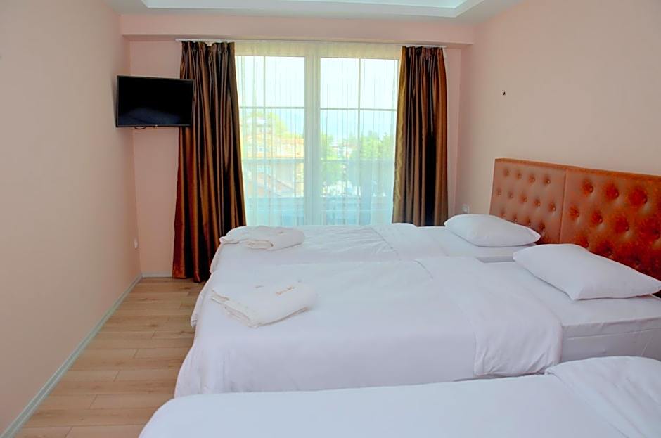 HOTEL IMPERIAL STRUGA