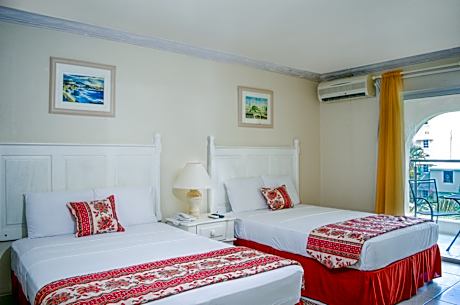 Double Deluxe Room