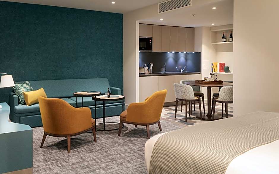 STAYBRIDGE SUITES LONDON-HEATHROW BATH ROAD By IHG
