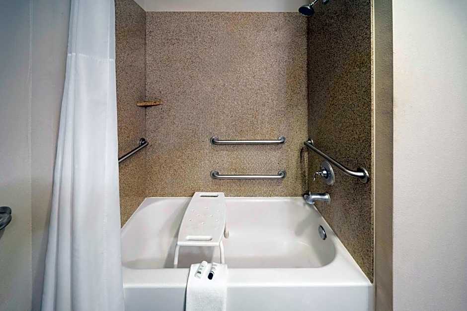 Baymont by Wyndham Andrews TX