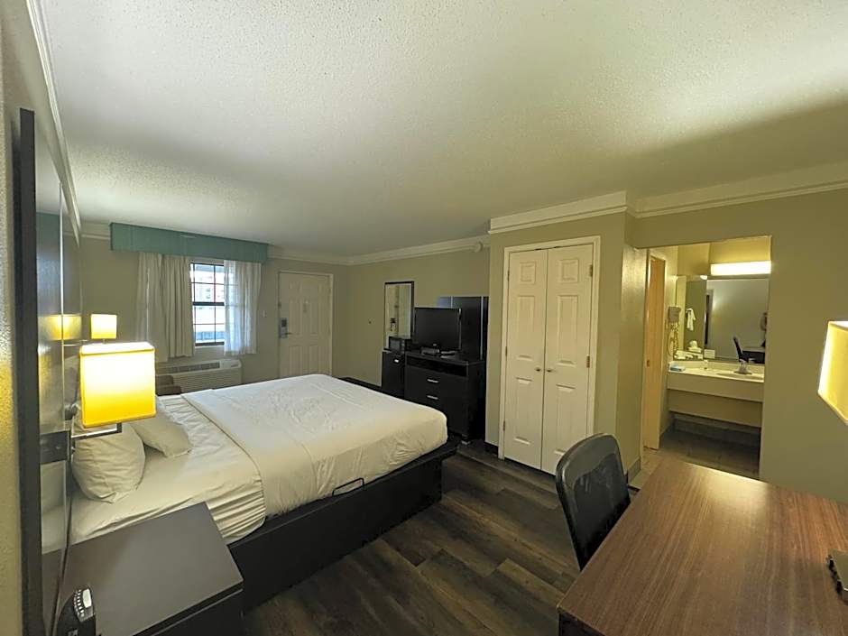 Quality Inn & Suites Tuscaloosa near University
