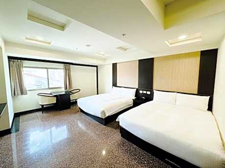 Deluxe Triple Room