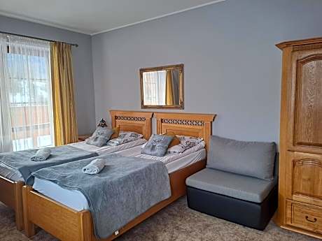 Twin Room with Mountain View