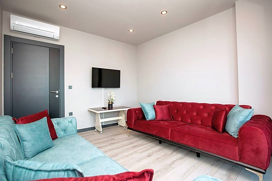 Marina Green Suite & Residence