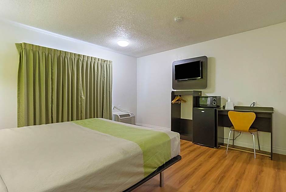 Motel 6-Santa Maria, CA - South