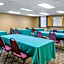 Quality Inn & Suites Des Moines - Merle Hay Road