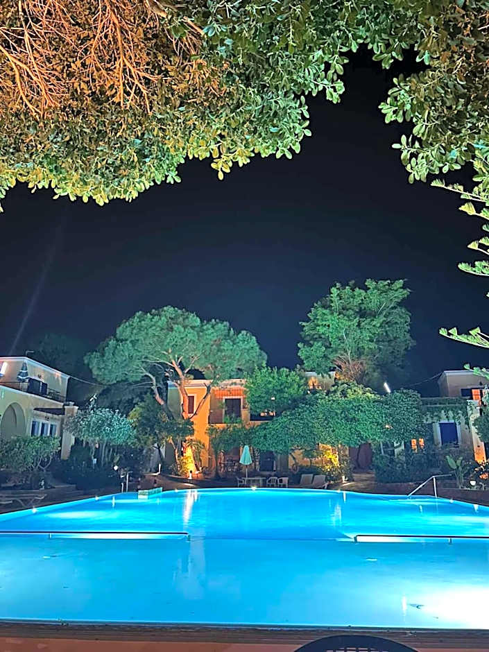 Kalydna Island Hotel