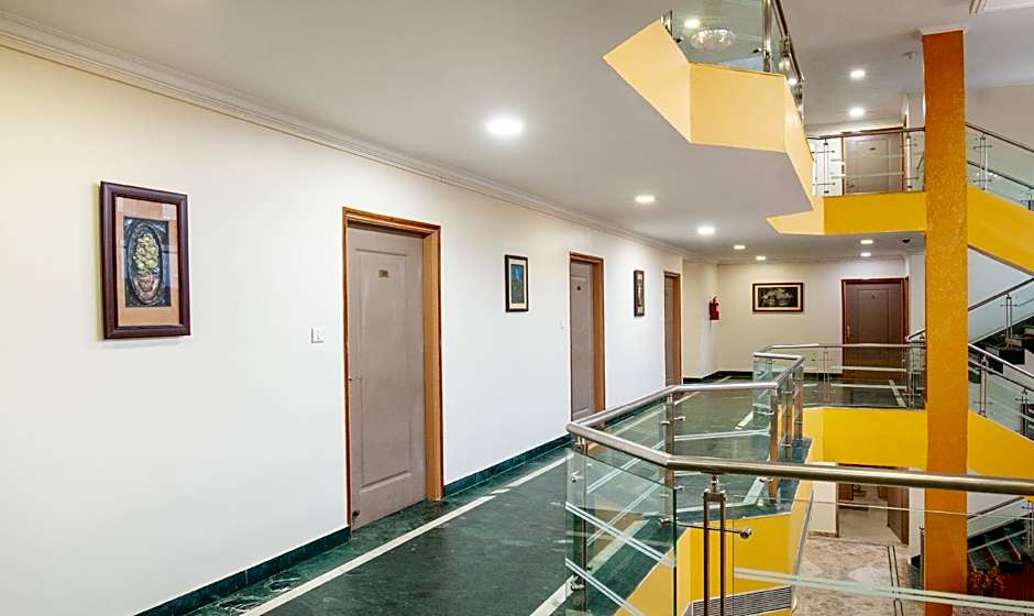 Treebo Y Hotels Elite, Khandagiri