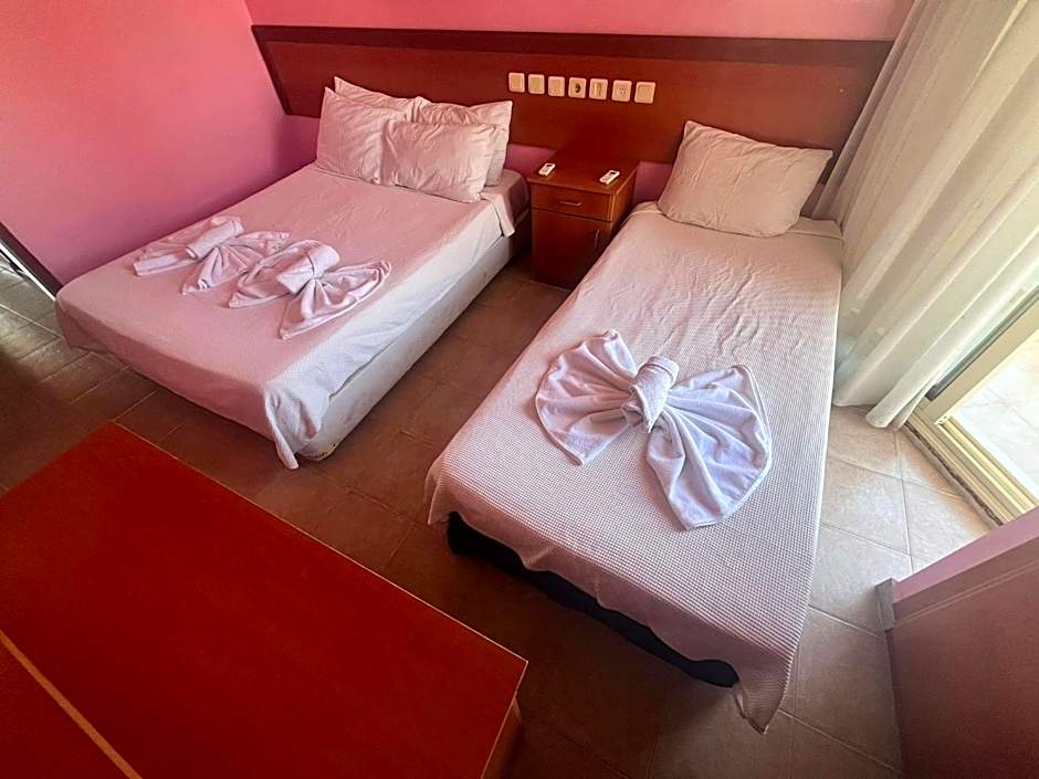 HOLIDAY APART 50 meters to BEACH, Sea view apartments