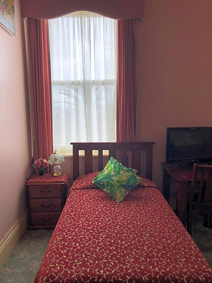 Photo 1 of 5 of Triple Room with Private External Bathroom
