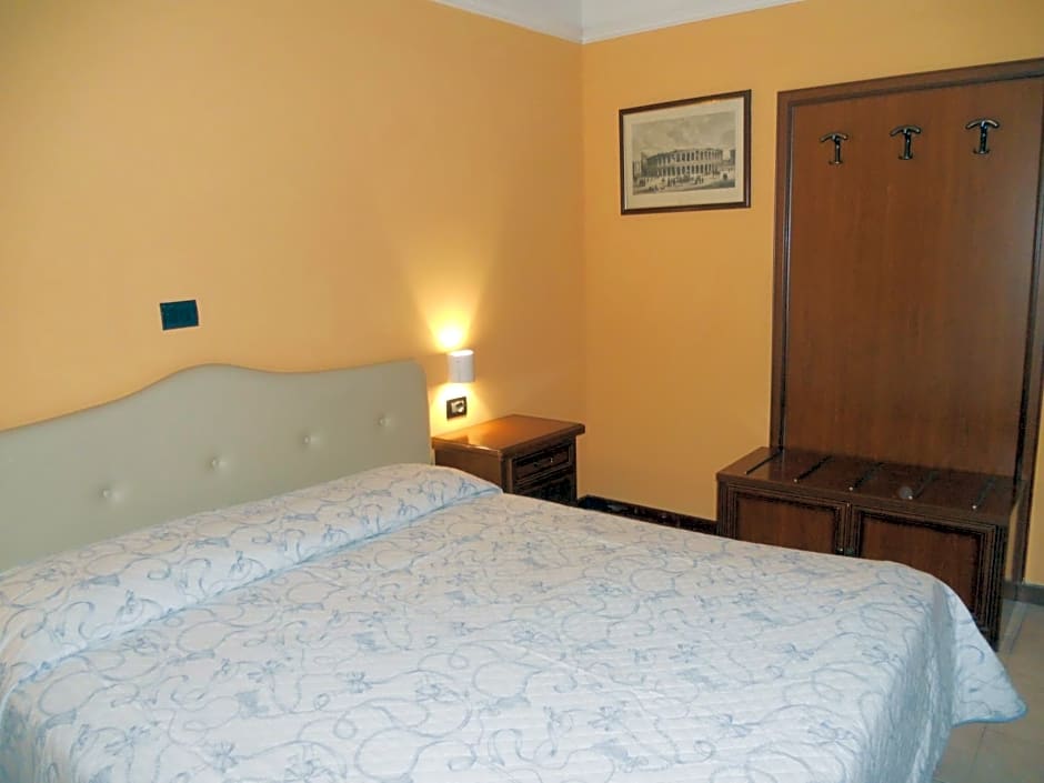 Hotel Salus