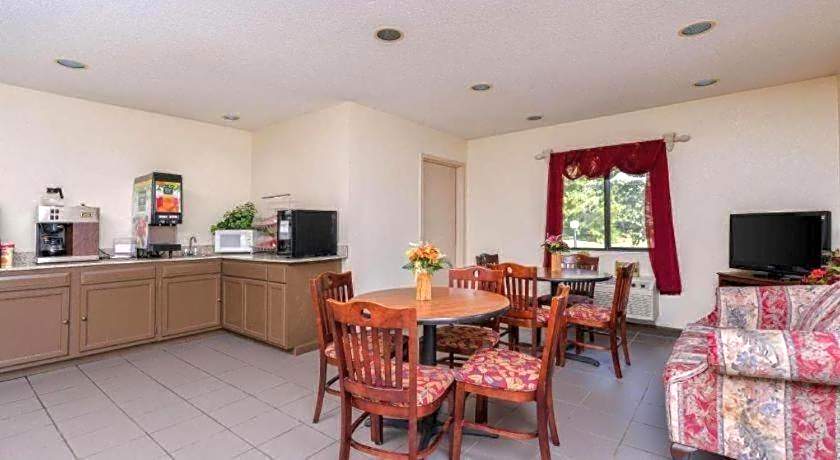 Baymont by Wyndham Acworth