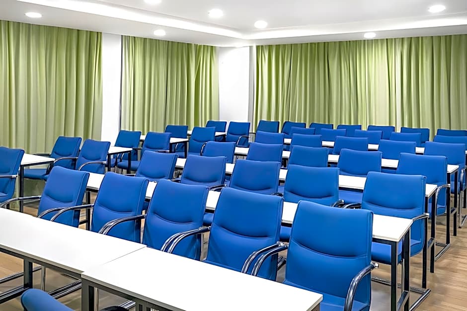 Hanting Hotel Wuxi Railway Station South Square