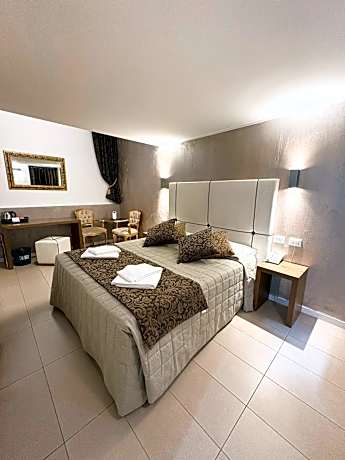 Quadruple Room (4 Adults) - Split Level