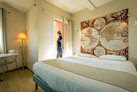 Hotel Grand Cap Rooftop Pool