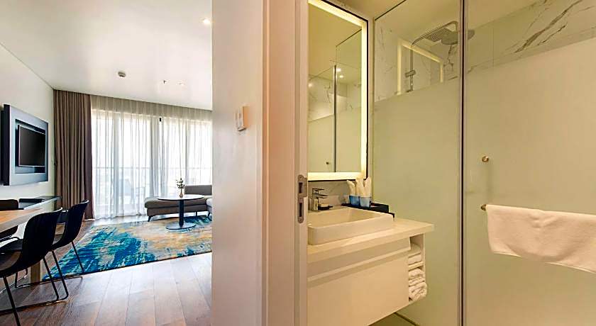 Hotel Soleil Ha Long, Trademark Collection by Wyndham