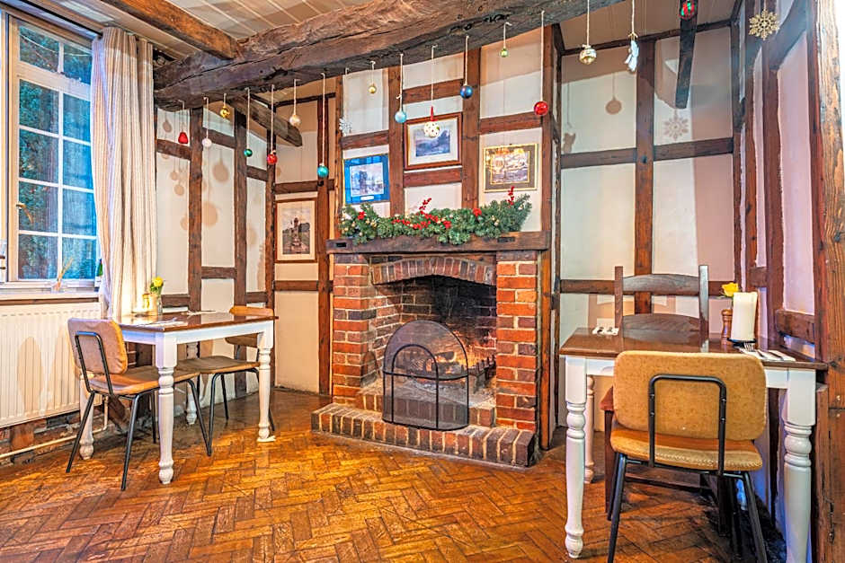 The Bull on the Green