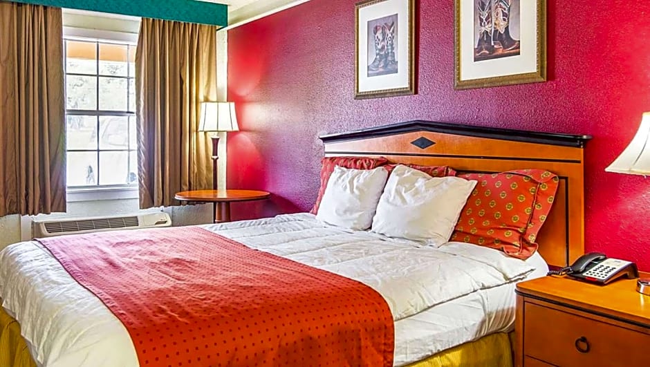 Magnuson Hotel Little Rock South
