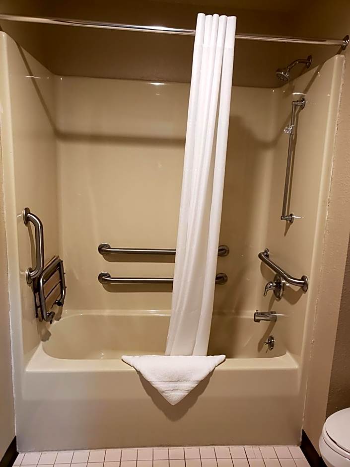 Woodside Dells Hotel & Suites