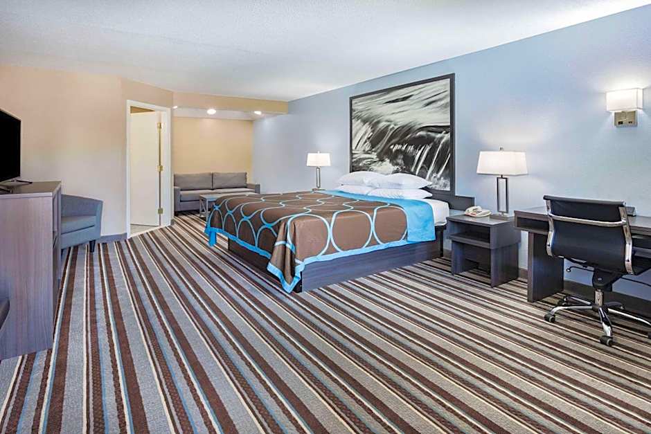 Super 8 by Wyndham Marysville/Port Huron Area