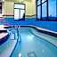 Holiday Inn Express Hotel & Suites Rogers By IHG