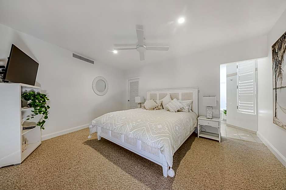 Photo 1 of 16 of Deluxe Apartment