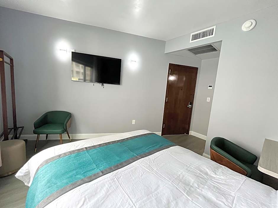 Starlight Hotel