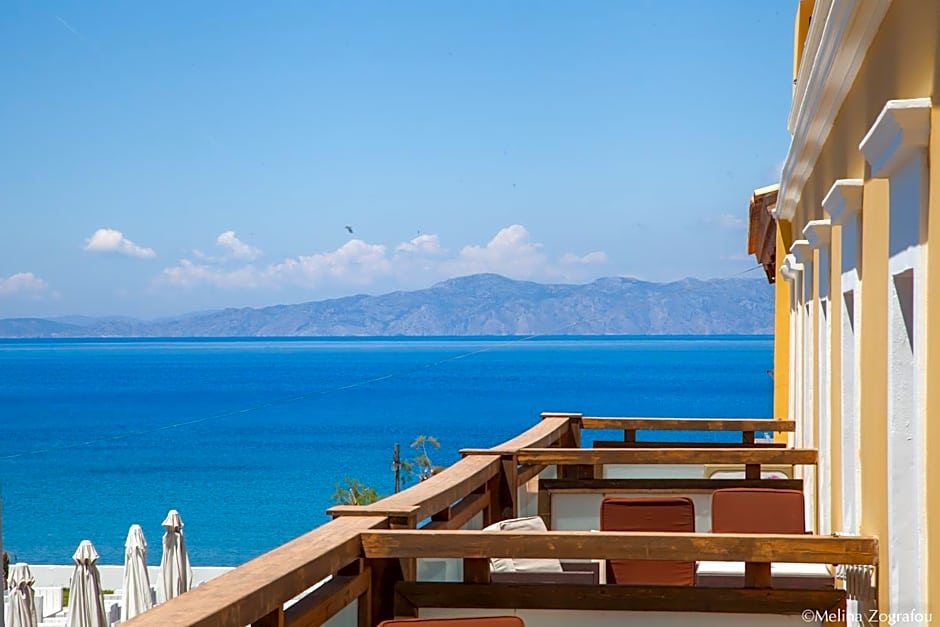 Villa Di Mare Seaside Suites