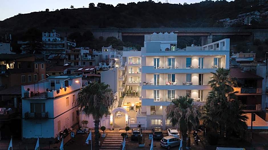 Albatros Beach Hotel